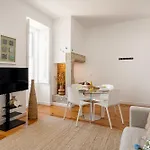Lisbon 1Br Downtown Apartment At Sao Mamede