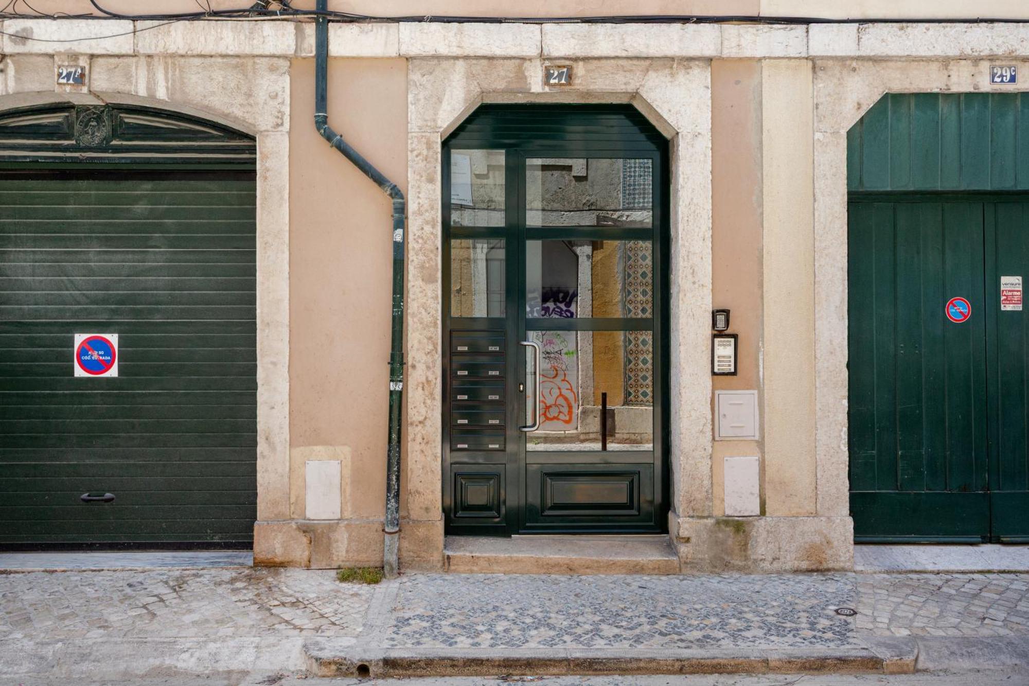 Apartamento 1br Downtown At Sao Mamede Lisboa